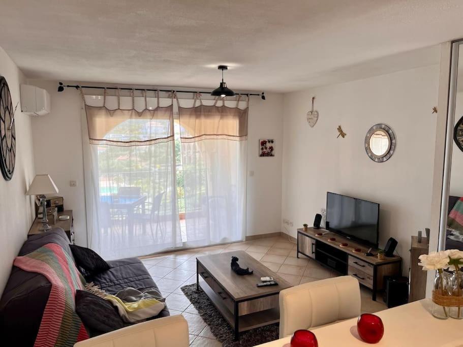 Joli Studio Tout Confort Proche Toutes Commodites Dans Residence Calme L'Ile-Rousse  Bagian luar foto
