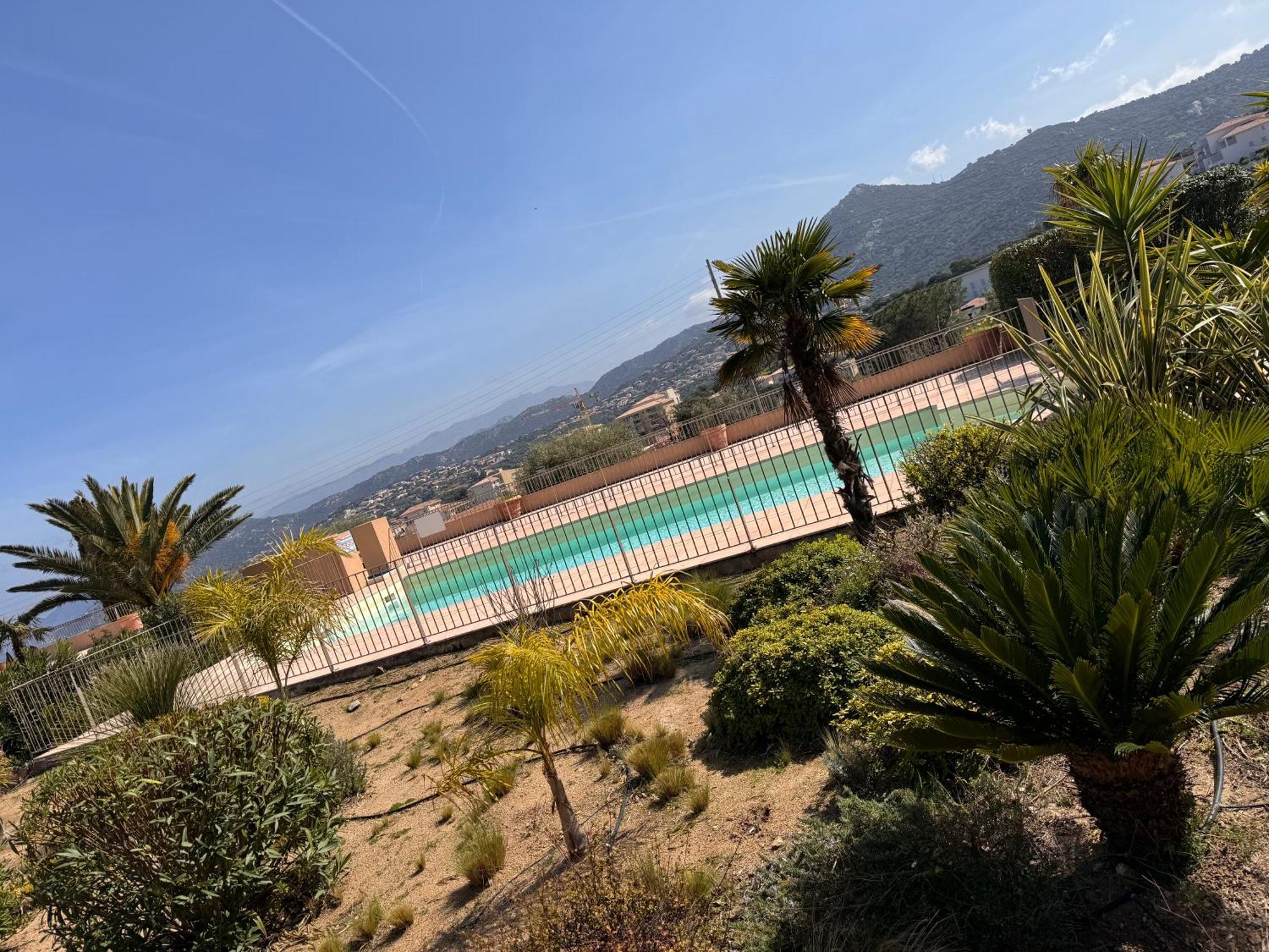 Joli Studio Tout Confort Proche Toutes Commodites Dans Residence Calme L'Ile-Rousse  Bagian luar foto