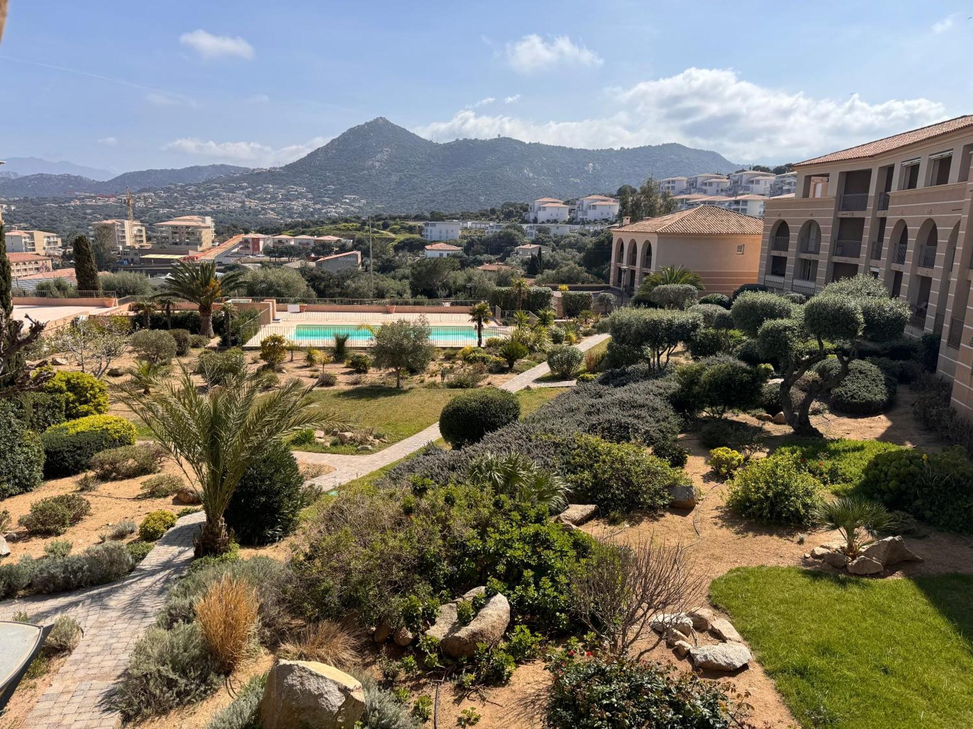 Joli Studio Tout Confort Proche Toutes Commodites Dans Residence Calme L'Ile-Rousse  Bagian luar foto