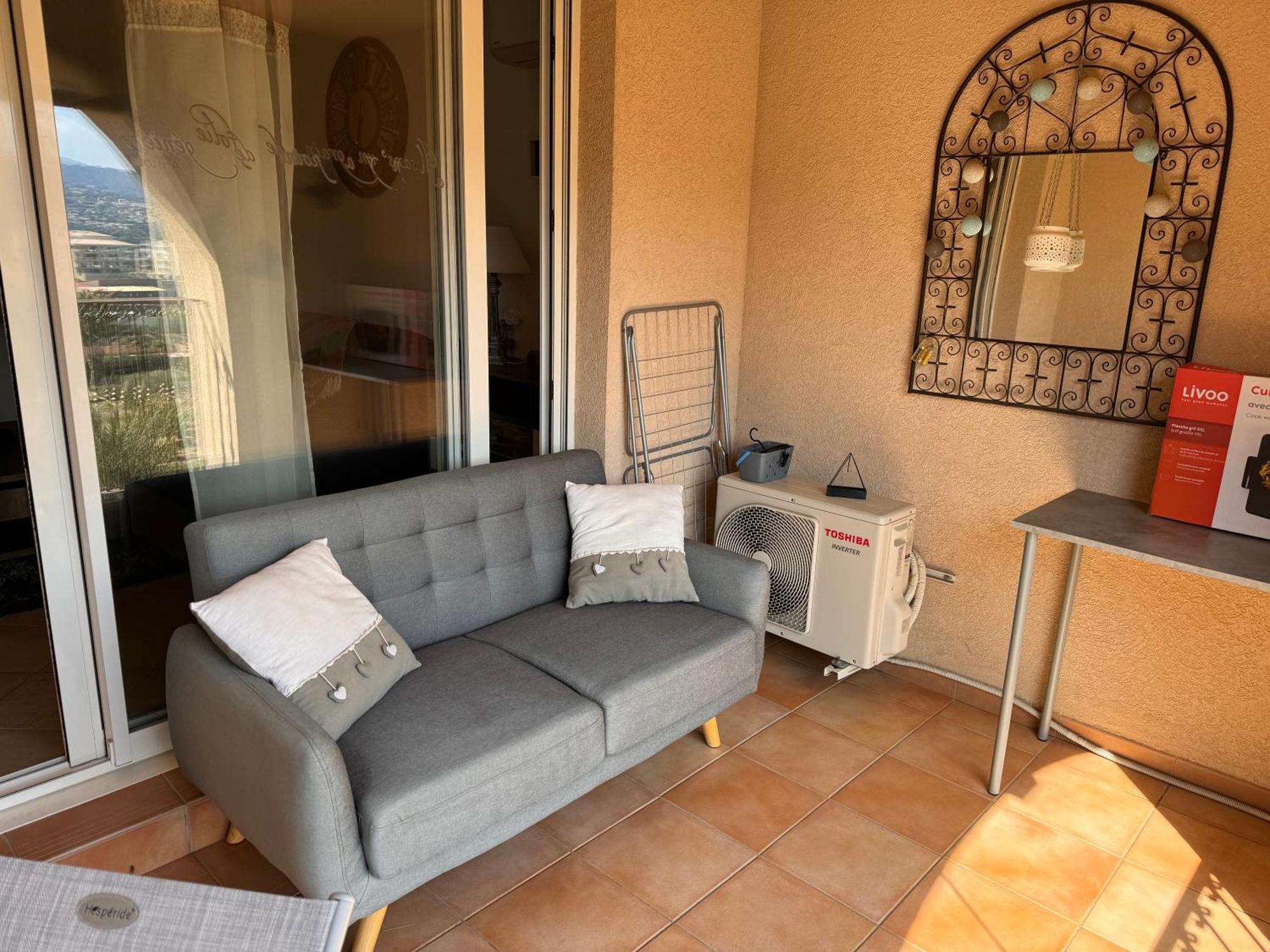 Joli Studio Tout Confort Proche Toutes Commodites Dans Residence Calme L'Ile-Rousse  Bagian luar foto